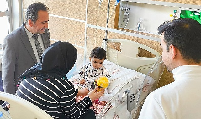 Minik yüreklere dokundular