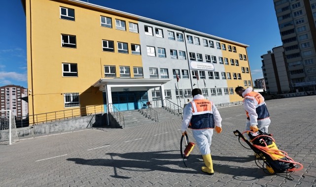 Talas&#039;ta okul temizlik çalışmaları devam ediyor