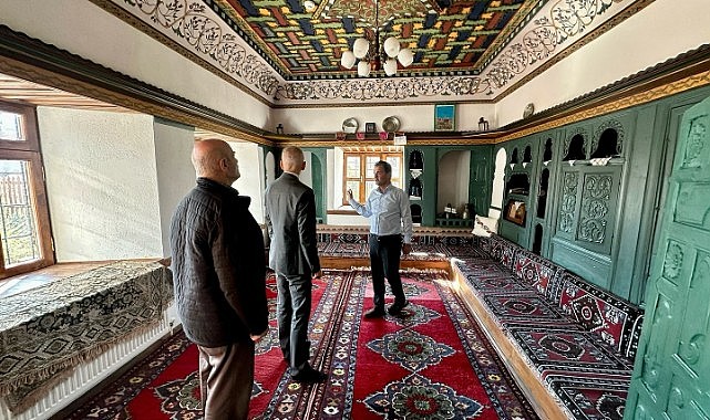 Vali Çiçekli Karaman tarihine sahip çıkıyor