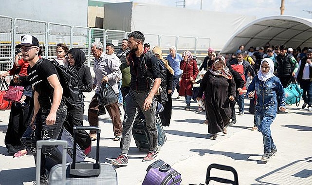 7 bin 621 Suriyeli ülkesine döndü