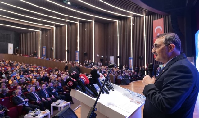 AK Parti Eskişehir Milletvekilleri Dönmez, Gürcan ve Hatipoğlu Odunpazarı Kongresinde konuştu