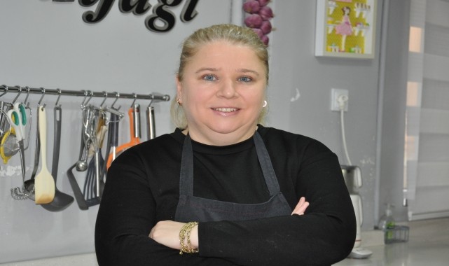 Eşine glütensiz lezzetler hazırlayarak başladığı serüvenini girişimcilikle sürdürüyor