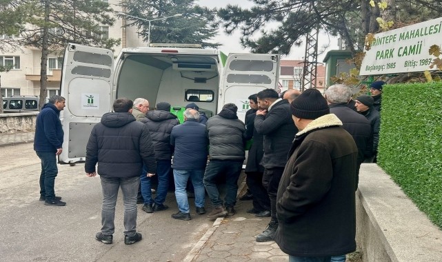 Eskişehir&#039;de garajda çalıştırdığı aracının egzozundan çıkan gazdan zehirlenen kişi öldü