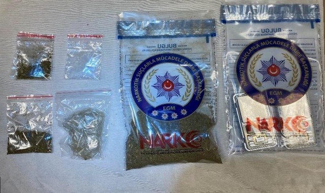 Eskişehir'de uyuşturucu operasyonunda yakalanan 5 zanlı tutuklandı