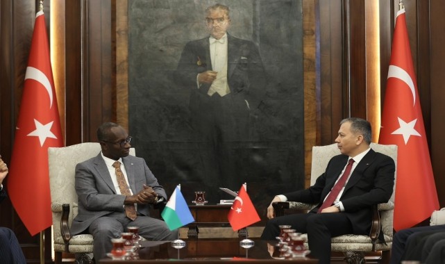 İçişleri Bakanı Yerlikaya, Cibuti İçişleri Bakanı Hassan ile görüştü