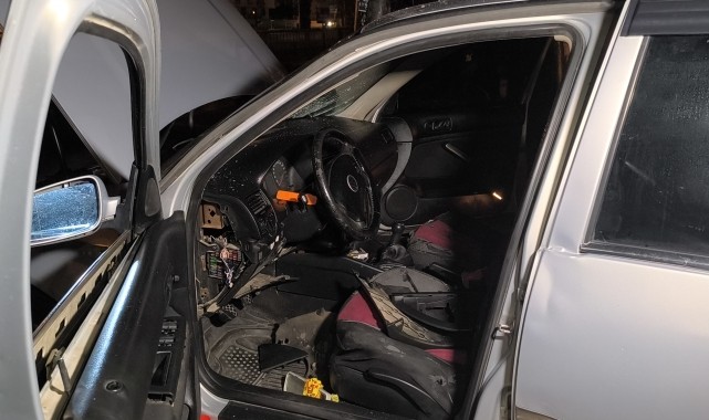 Kırıkkale&#039;de otomobildeki çakmak gazı tüpünün patlaması sonucu 3 kişi yaralandı