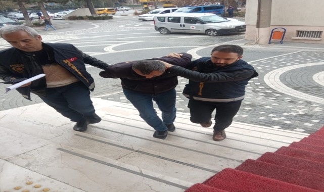 Konya&#039;da uyuşturucu operasyonunda 1 keşe tutuklandı