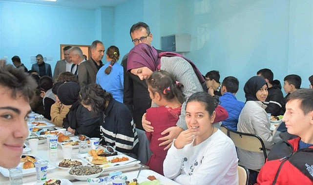 Özel öğrencilerden yerli üretim ve tasarruf bilinci vurgusu