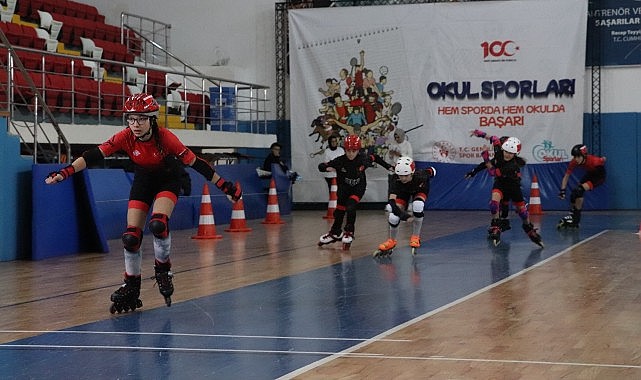 Rekor katılımla Karaman&#039;da başladı