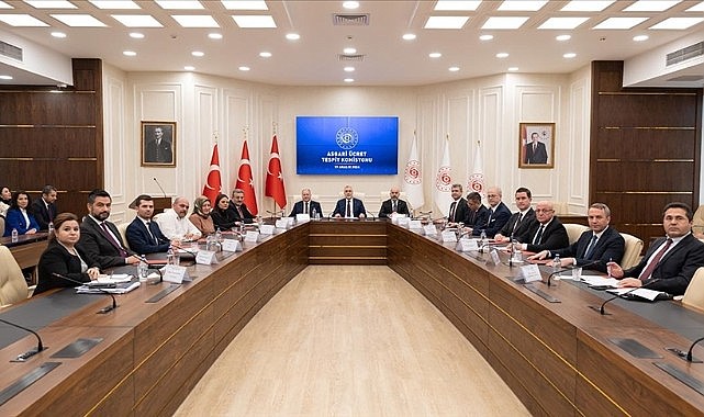 Yeni asgari ücret belli oluyor