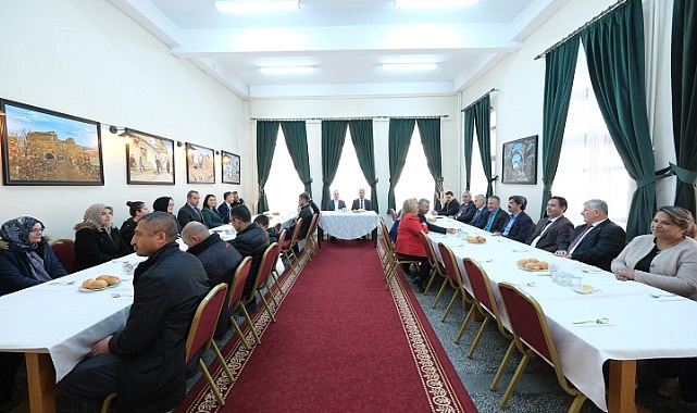 Arabaşında buluştular