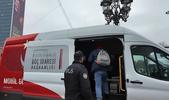 Karaman&#039;da düzensiz göçmen operasyonu