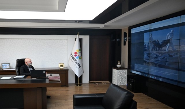 Kocasinan Belediye Başkanı Çolakbayrakdar, AA&#039;nın &quot;Yılın Kareleri&quot; oylamasına katıldı