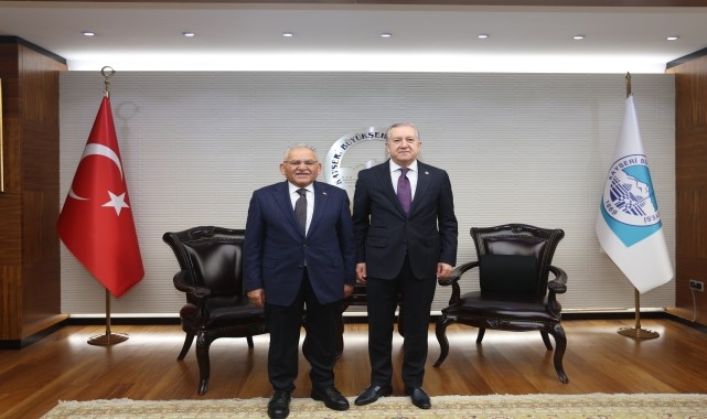 MHP Genel Başkan Yardımcısı Durmaz, Başkan Büyükkılıç&#039;ı ziyaret etti