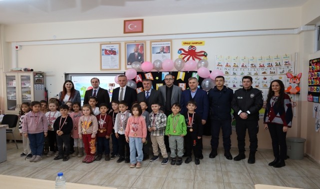 Orta&#039;da ilkokul öğrencilerinin dönem sonu sergisi açıldı