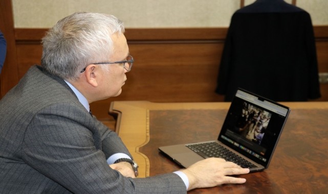 Sivas Valisi Şimşek, AA&#039;nın &quot;Yılın Kareleri&quot; oylamasına katıldı