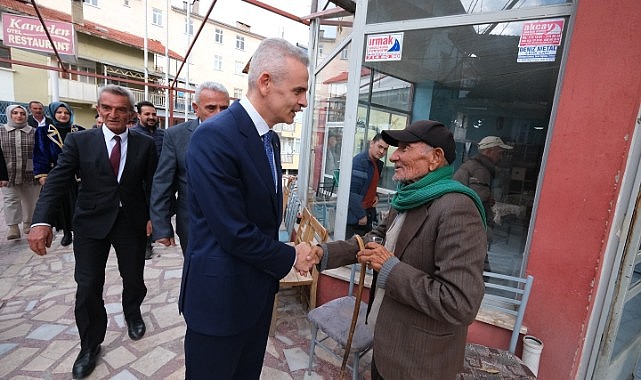 Vali Çiçekli kaza geçirdi