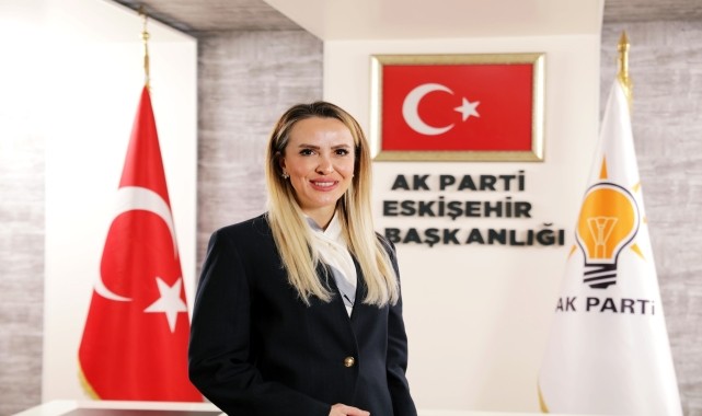 AK Parti'li Manas, Odunpazarı Belediye Başkanı Kurt'u eleştirdi