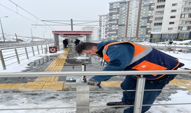 Kayseri'de raylı sistem ulaşımında "Gittiğin Kadar Öde" uygulamasına geçiliyor
