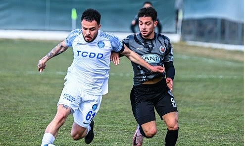 Kırmızı grupta dengeler altüst oldu