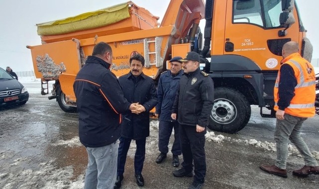 Kırşehir'de kar yağışı etkili oluyor