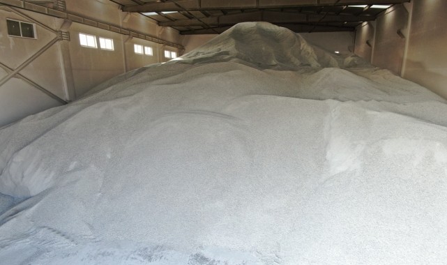Kocasinan Belediyesinin deposunda buzlanmaya karşı 4 bin 500 ton tuz hazır