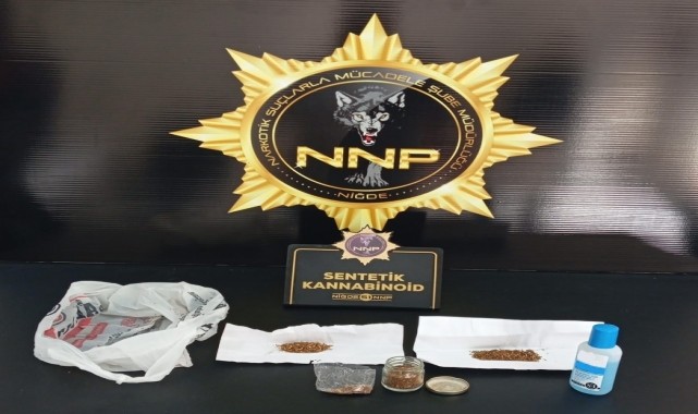 Niğde&#039;de uyuşturucu operasyonlarında yakalanan 3 zanlı tutuklandı