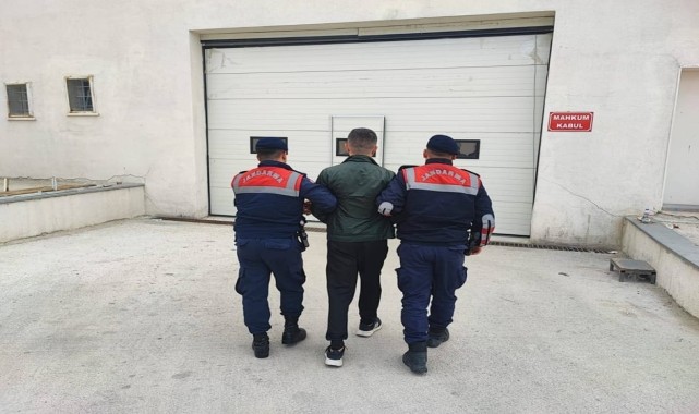 Eskişehir&#039;de otomobilinde uyuşturucu bulunan şüpheli tutuklandı