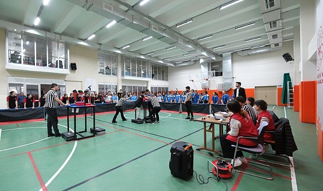 Karaman&#039;da bilek güreşi heyecanı