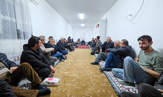 Karaman&#039;daki mahalle sofrasında gönülleri ısıttı