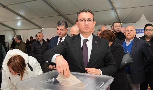 Karaman&#039;ın vekili oyunu kullandı