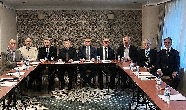 KAREV ailesi iftar sofrasında buluştu