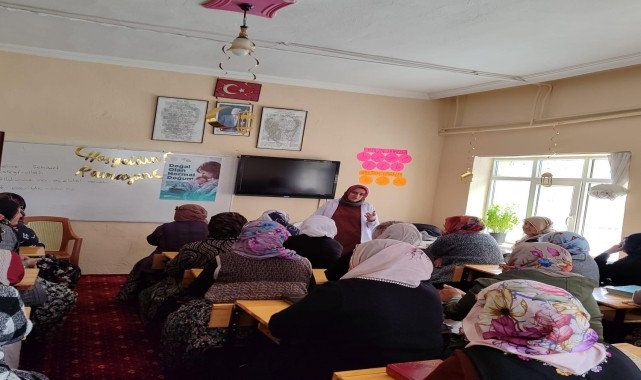 Niğde&#039;de anne adayları eğitimlerle bilinçleniyor