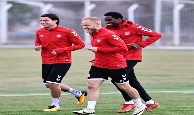 Sivasspor, Adana Demirspor maçının hazırlıklarına devam etti