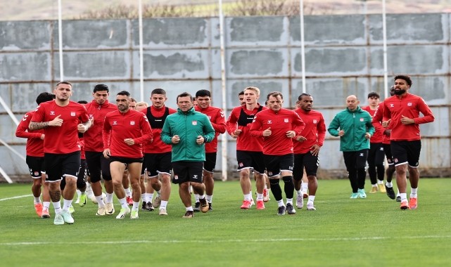 Sivasspor&#039;da Çaykur Rizespor maçının hazırlıkları başladı