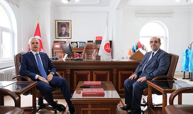 Vali Çiçekli'den İl Müftülüğüne ziyaret