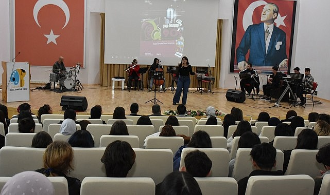 90&#039;lar Karaman&#039;da yeniden sahne aldı