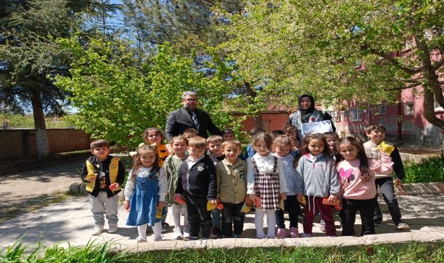 Bahşılı&#039;da Kur&#039;an kursu öğrencilerinden Gazze için yardım kampanyası