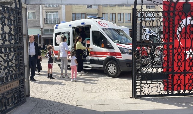 Eskişehir&#039;de sahipsiz köpeğin saldırısına uğrayan 2 çocuk yaralandı