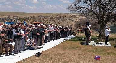 Karaman'ın 6 köyünde eller semaya kalktı