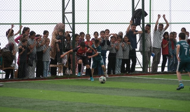 Karapınar&#039;da halı saha turnuvası yapıldı