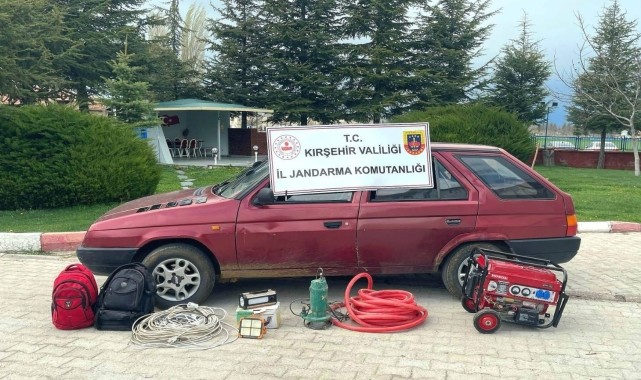 Kırşehir&#039;de sit alanında kaçak kazı yapan 7 şüpheli suçüstü yakalandı