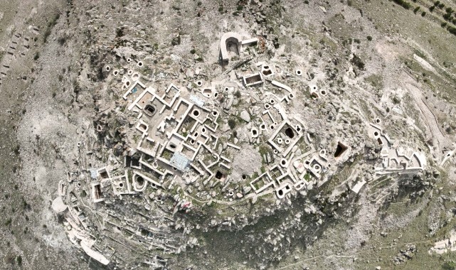 Konya&#039;daki 5 bin yıllık kale turizme kazandırılmaya çalışılıyor