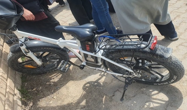 Şarkışla&#039;da trafik kazasında 2 kişi yaralandı