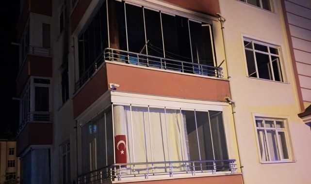 Beypazarı&#039;nda bir evde çıkan yangın hasara neden oldu