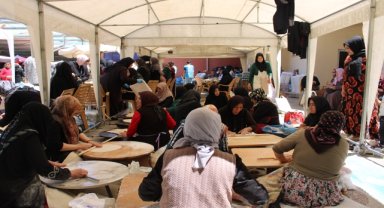 Bor'da Filistin için yardım kermesi düzenlendi