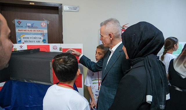 Geleceğin bilim insanları projelerini sergiledi