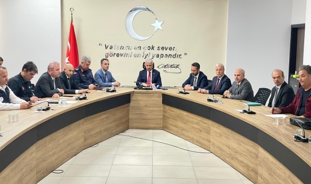 GÜNCELLEME 4 - Konya&#039;da 5,2 büyüklüğünde deprem