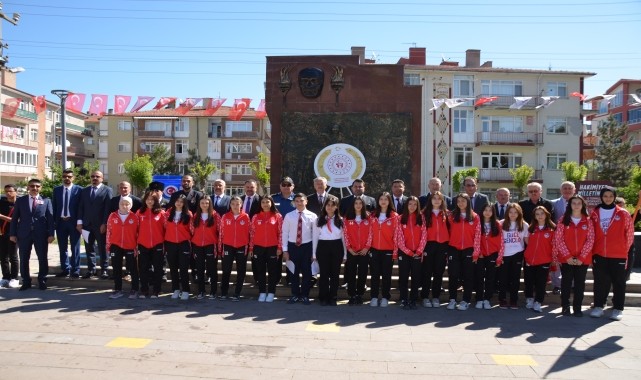 Kahramankazan&#039;da 19 Mayıs Atatürk&#039;ü Anma, Gençlik ve Spor Bayramı kutlandı