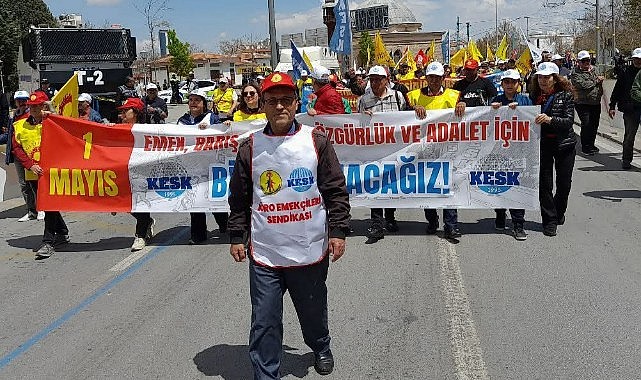 Kamu emekçileri ayakta